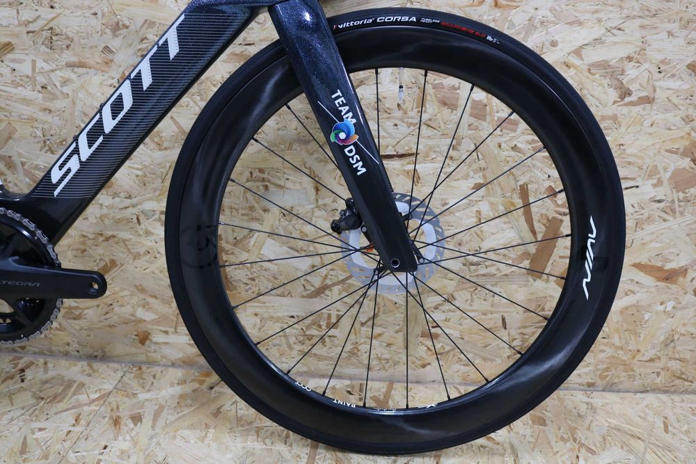 Bicicleta Scott Foil HMX SL - Ultegra Di2 - Rodas carbono - NOVA