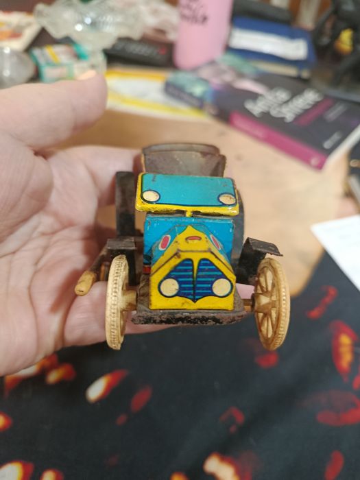 Vendo carro de lata Payá