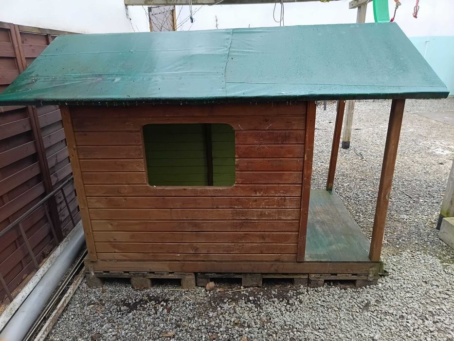 Domek drewniany dla dzieci