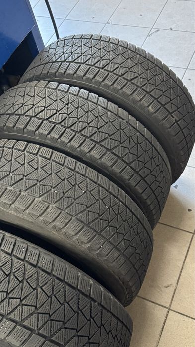 215 65 R16 “Bridgestone Blizzak” на Subaru