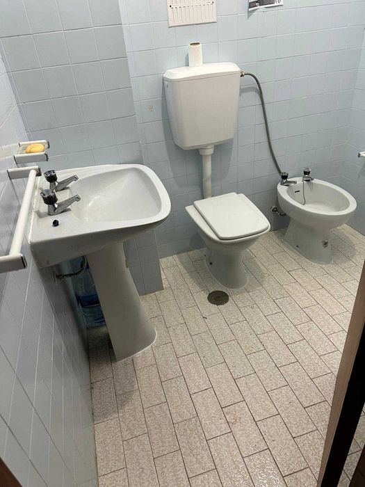 Apartamento T4, no centro de Seia