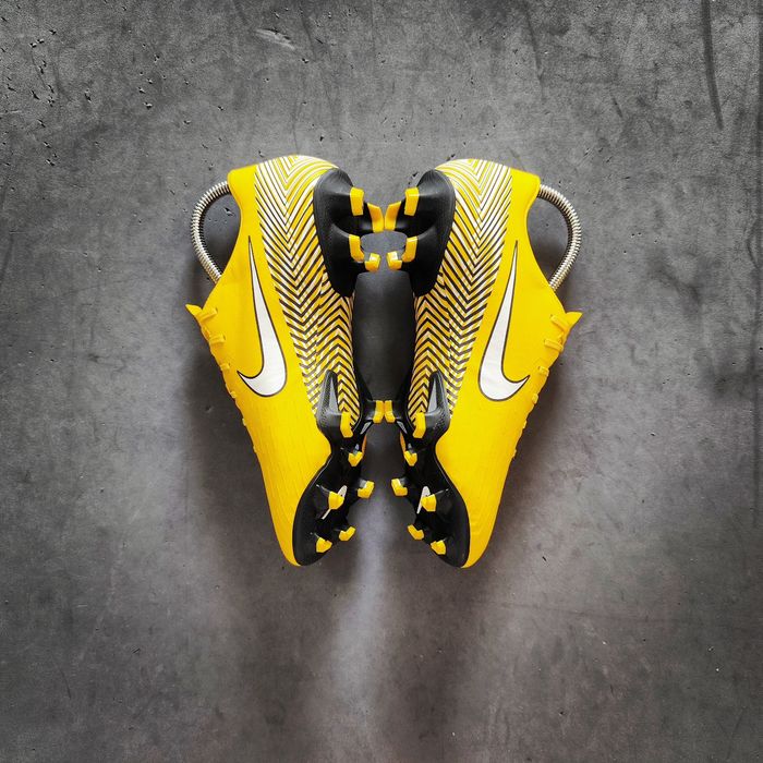 Korki Nike Mercurial Vapor XII Pro FG 40,5