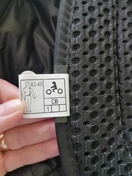 Fato impermeável com proteção lombar nunca usado DAINESE