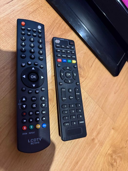 Telewizor SHARP + DEKODER DVBT-2 naziemna + kablówka 32 cale kompletny