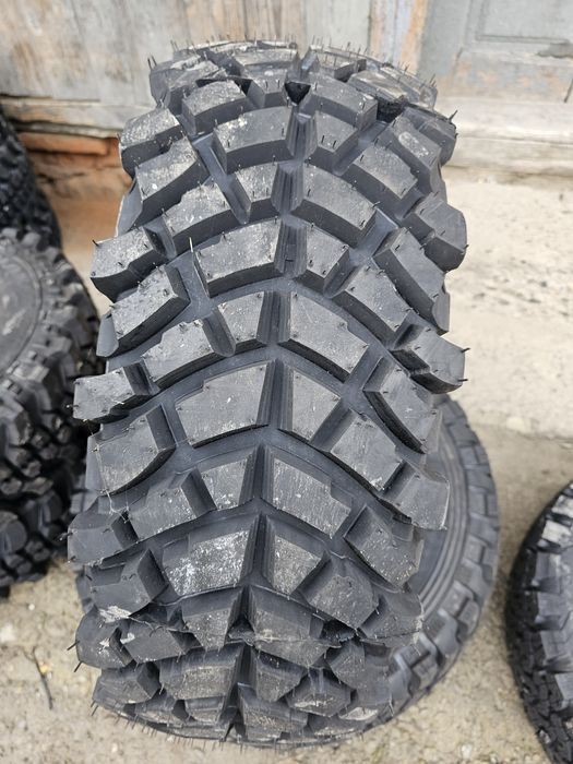 Opona Sahara 245/70 R16 ranger grip