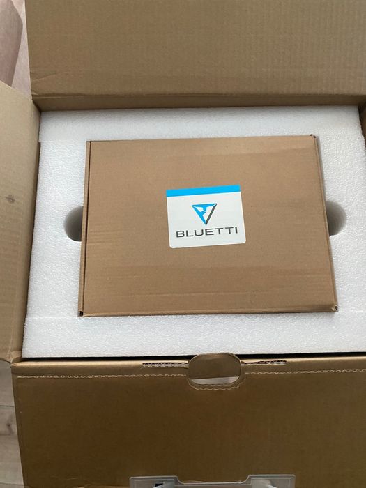 Bluetti eb70 Portable power station Зарадна станція