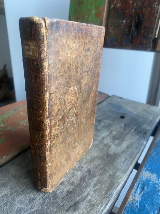 Livros seculares (séc.18 e 19)