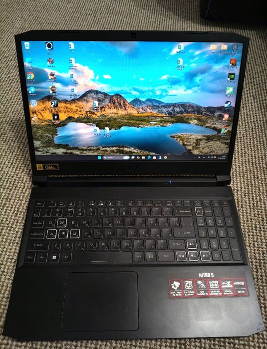 * Ноутбук: Acer Nitro 5 ігровий