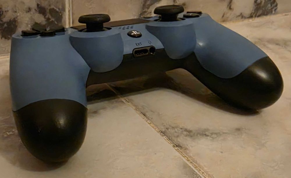 PS4 Edição Uncharted (Excelente Estado e 100% Funcional)