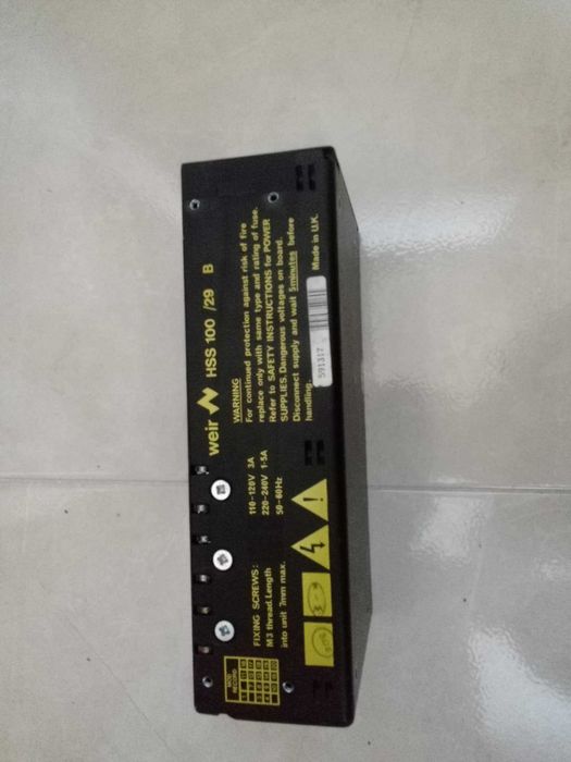 Fonte de alimentação corrente alterna 220v-5 e 15 volts