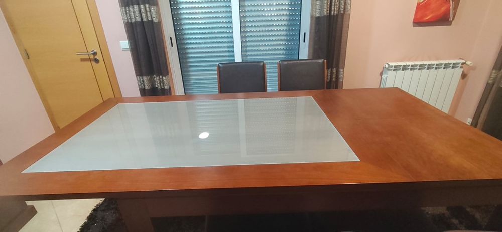Mesa Cerejeira vidro temperado  + 4 Cadeiras