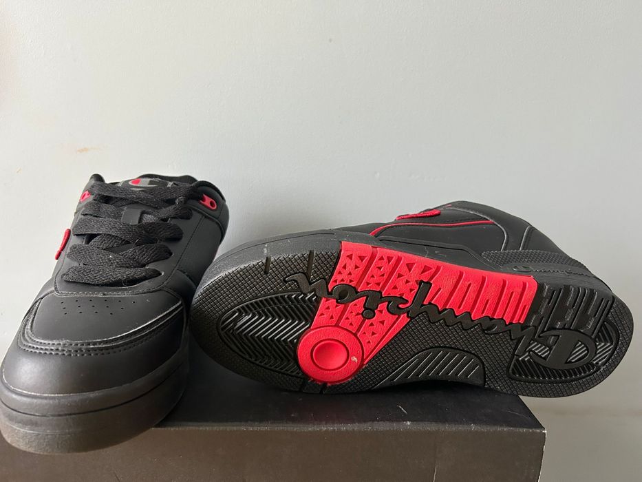 Buty Champion czarno-czerwone – nowe sportowe sneakersy