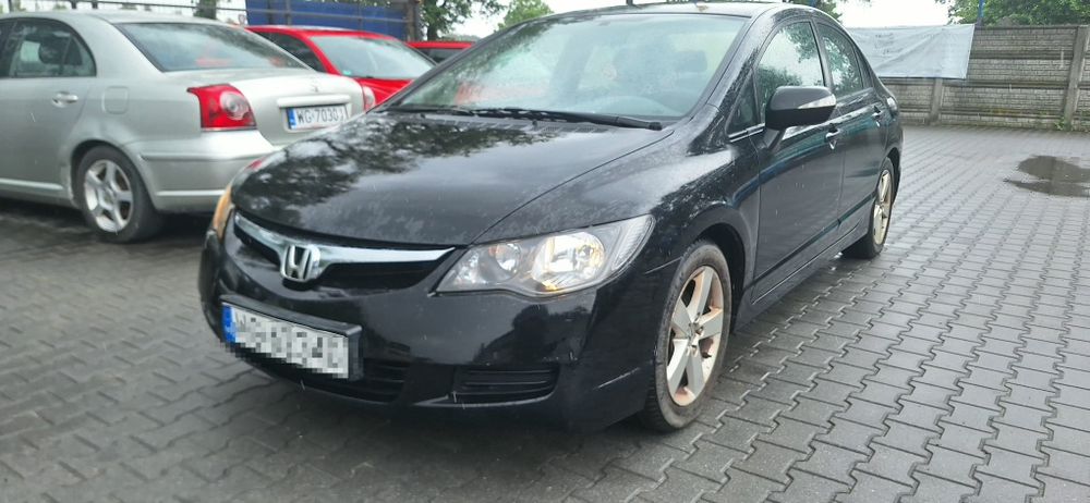 Kompletny przód Honda Civic VIII Sedan kod lakieru NH731P maska zderzak blotniki lampy pas przedni