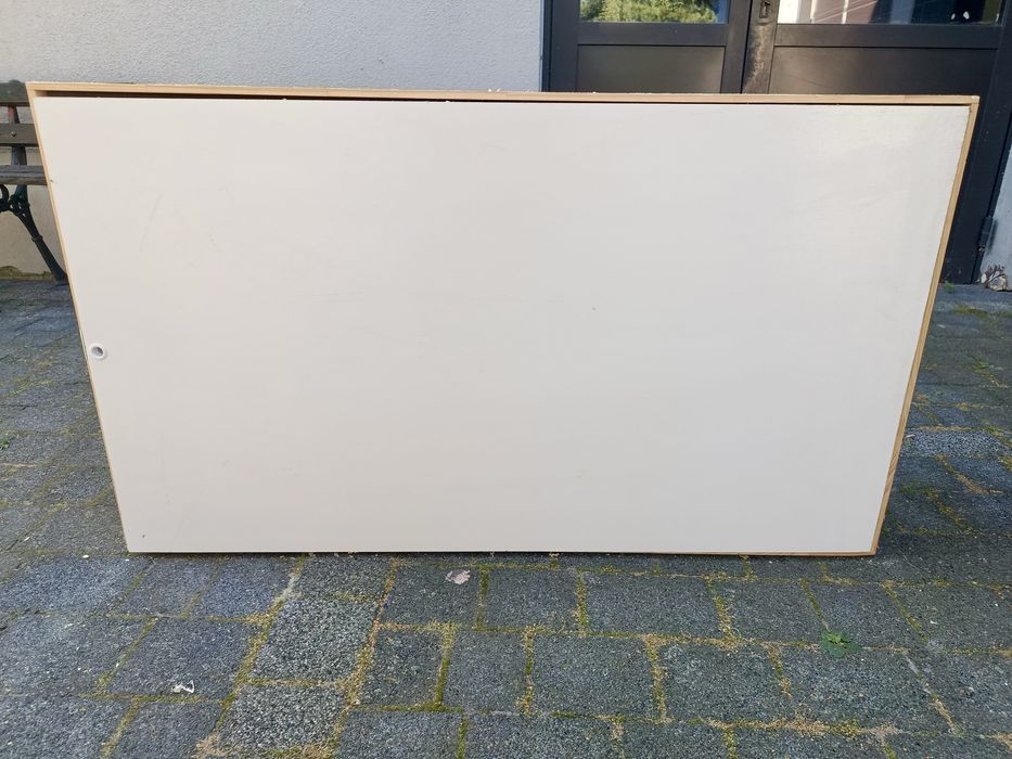 Schody strychowe, właz na strych wraz ze schodami rozkladanymi