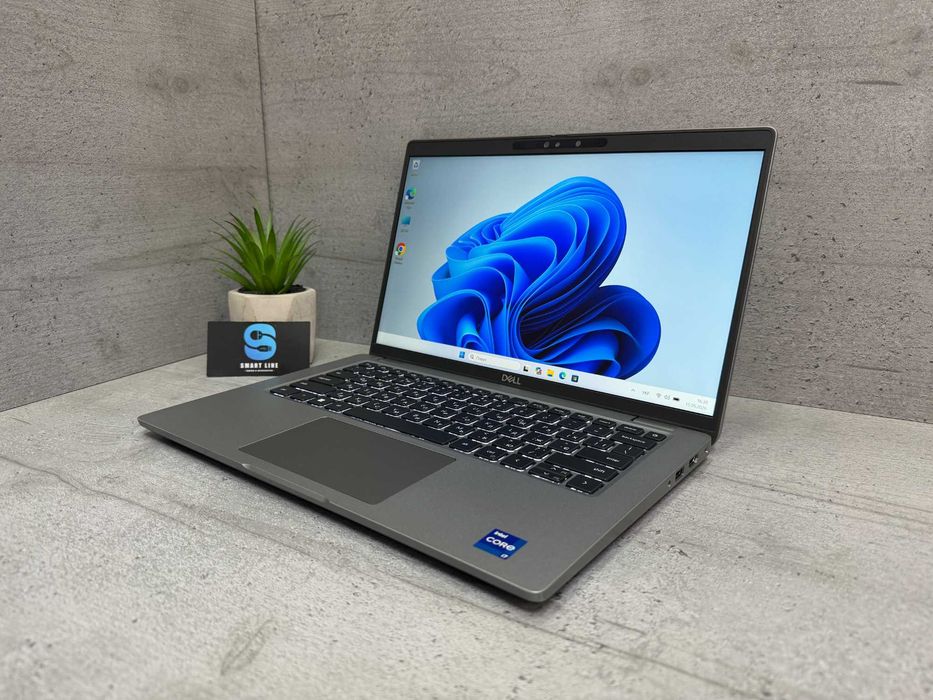 Сенсорний ноутбук Dell 5440/16gb ddr4/512gb ssd/i7-1365u/14"