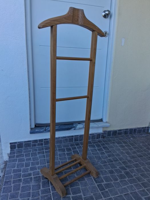 Criado Mudo / Cabide de Pé Alto - VINTAGE