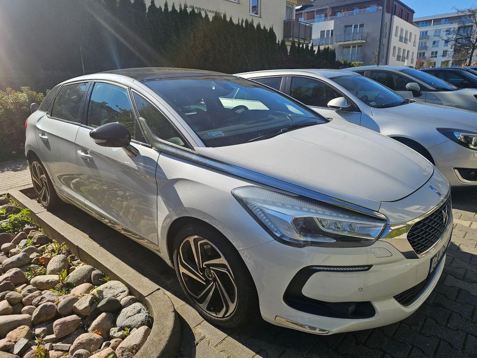 DS Automobiles DS 5 DS 5 2.0 BlueHDi 180 KM, automat, bi-ksenony, fotele z masażem