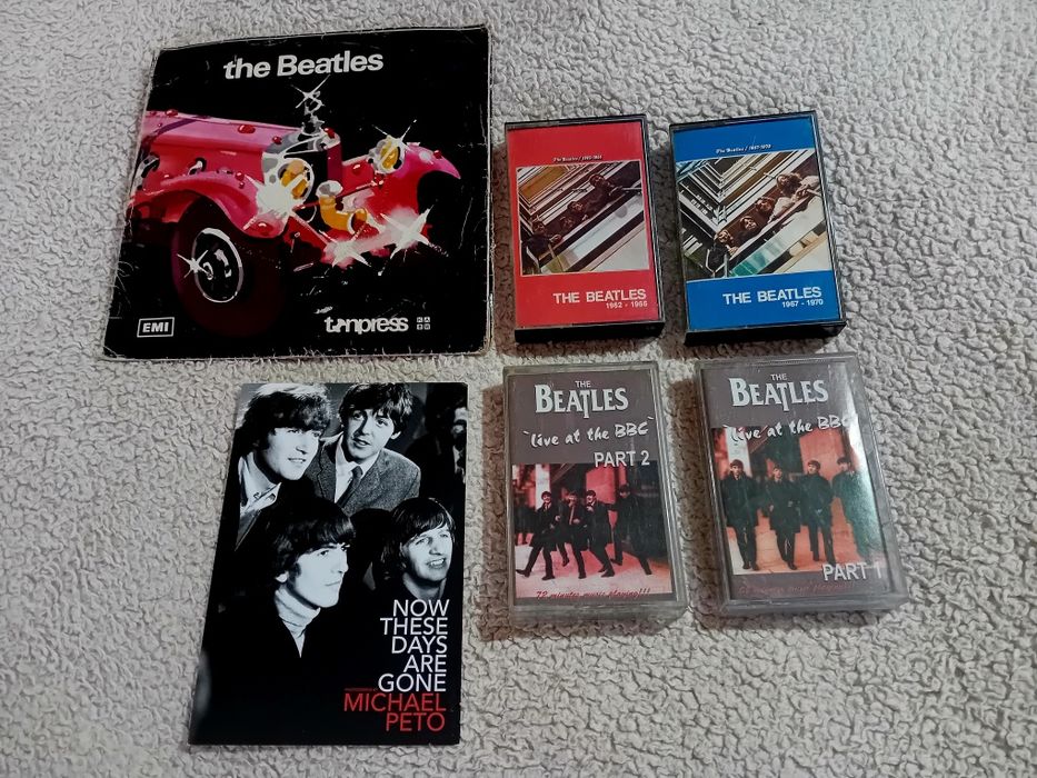 Plyty singlowe i 4 kasety The Beatles