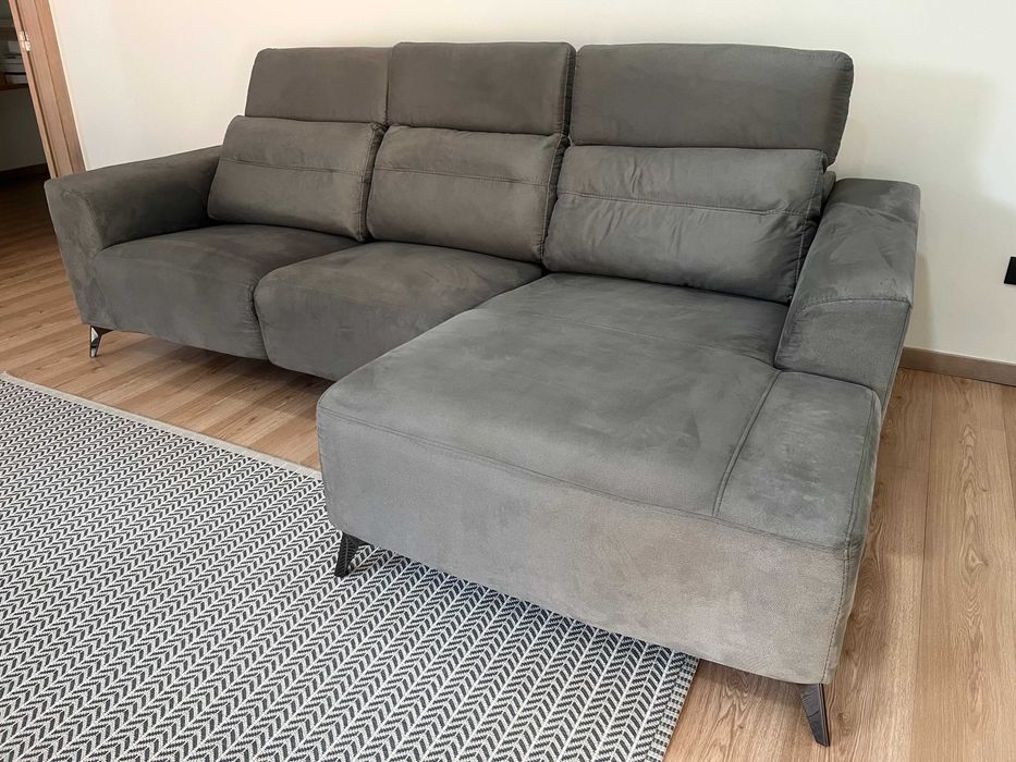 [Novo Preço] Conjunto de 2 sofás modernos e elétrico