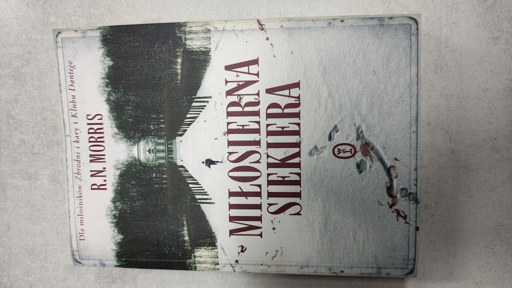 Miłosierna siekiera. R. N. Morris