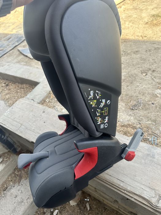 Продам Автокрісло Britax-Romer Kidfix