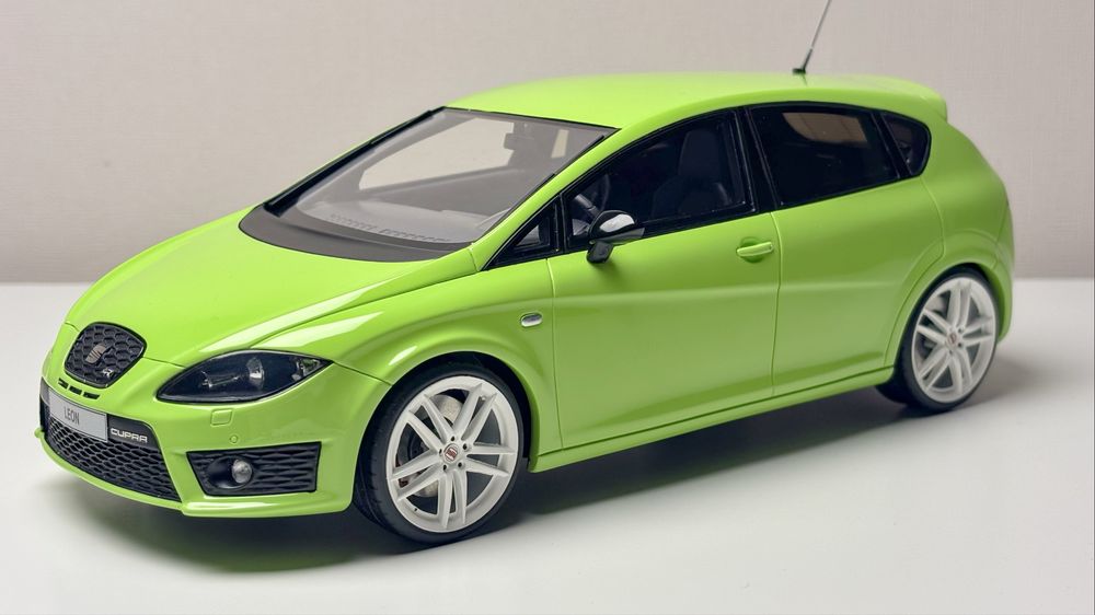 1/18 2010 Seat Leon Cupra R Kiwi Green Otto Models OT404