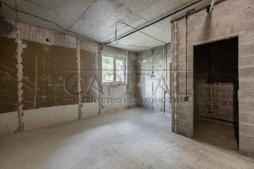 Продаж комерційного приміщення,  ЖК Parkland, вул. Михайла Дерегуса