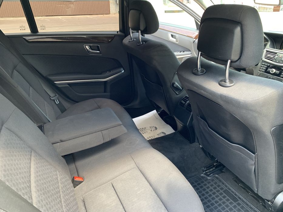Продам Mercedes-Benz E 212