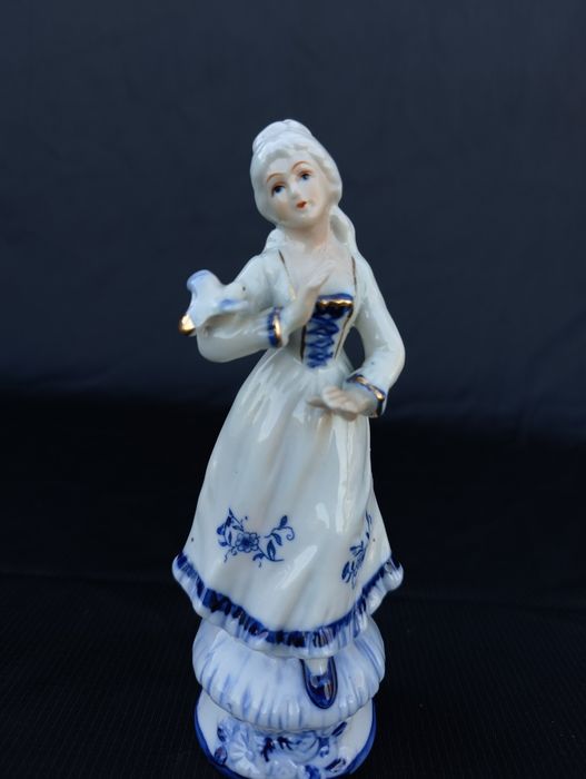 Ceramiczna figurka