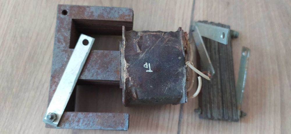 Трансформатори різні