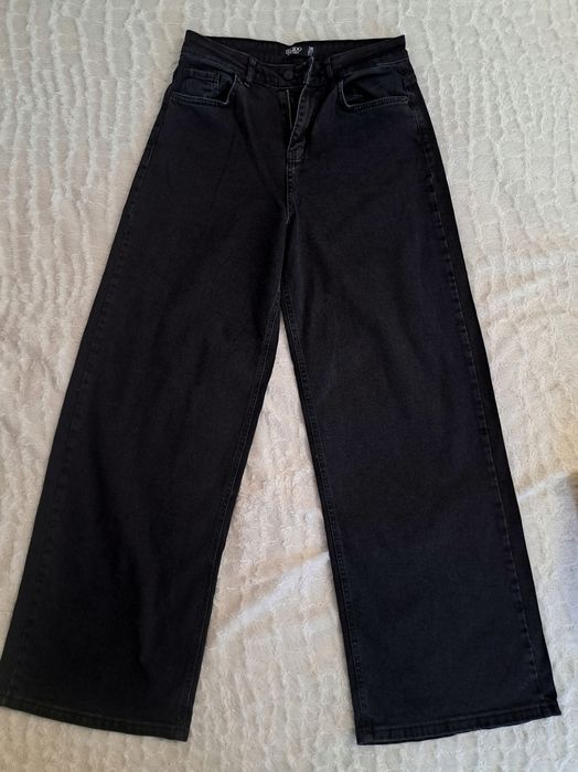 Прямі чорні джинси 38 р
