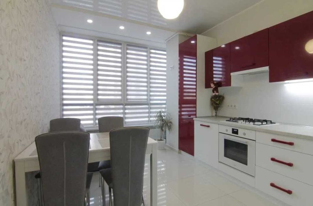 Квартира(1 поверх) подобово Петропавлівська борщагівка ЖК"Львівський"