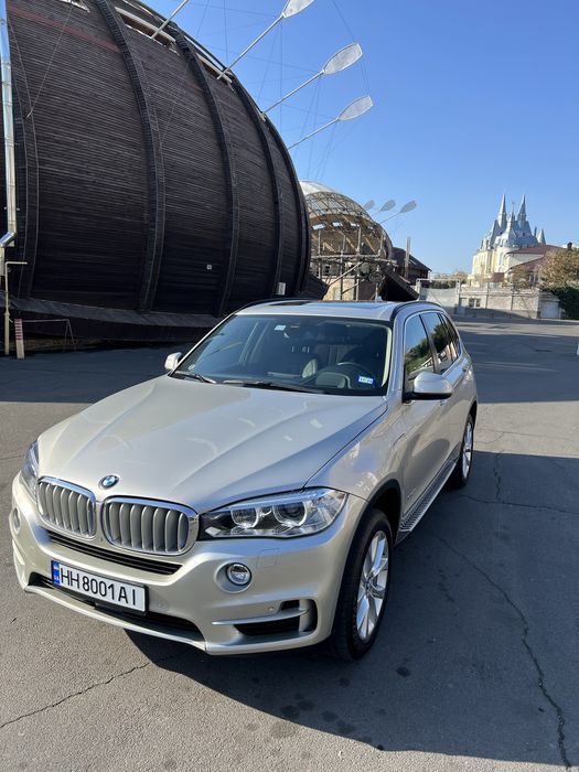 BMW X5 2016 2л гибрид шампань