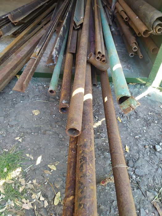 Продам прокат уголок трубы швеллер арматура