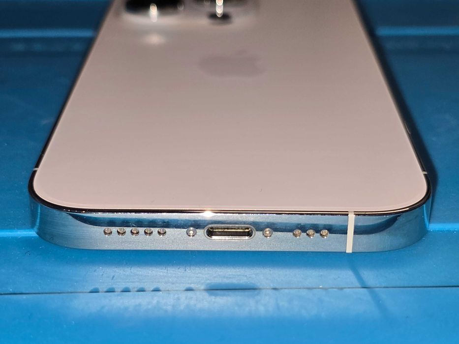 Używany - Apple iPhone 14 Pro 128GB Srebrny - GSM Baranowo