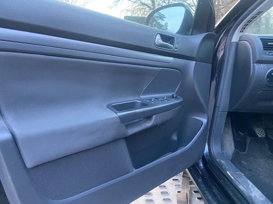 Golf V 1.6 mpi Germania