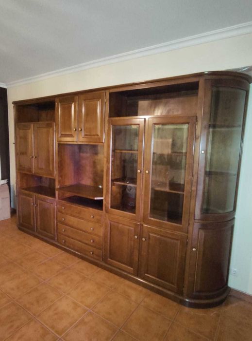 Móvel de sala em muito bom estado .