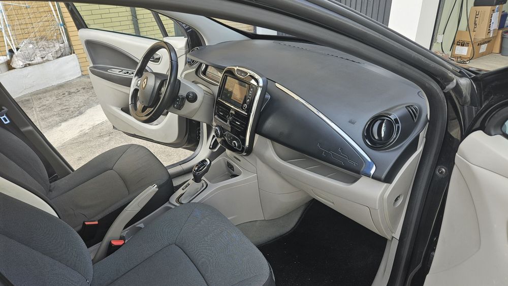 Renault Zoe Intens 22 kWh – Excelente Estado | Ideal para a Cidade