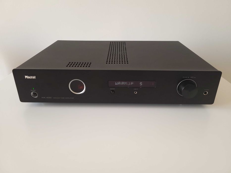 Amplificador híbrido válvulas Magnat MA 400 c/ entrada phono p/ gira-discos