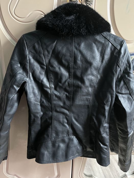 Курточка(екошкіра)