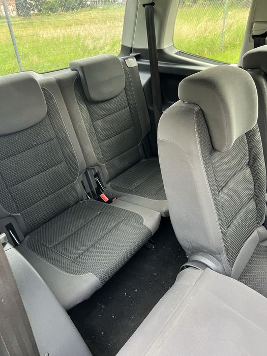 Фольксваген Тоуран 7 місний Volkswagen Touran 1.6 диз  2013 рік для військових