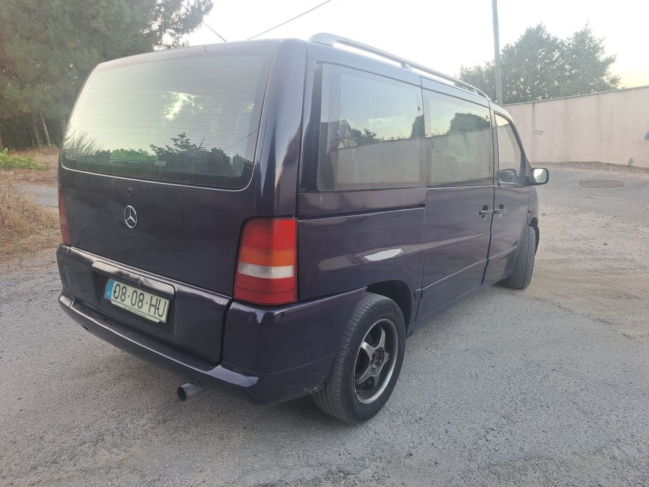 Mercedes-Benz V230 TD  7lugares individuais como nova