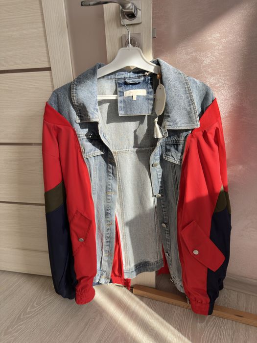 Нова вітровка поєднання джинсу і плащівки