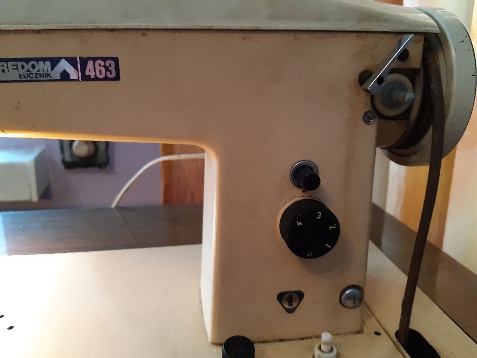 Sprzedam starą maszynę do szycia