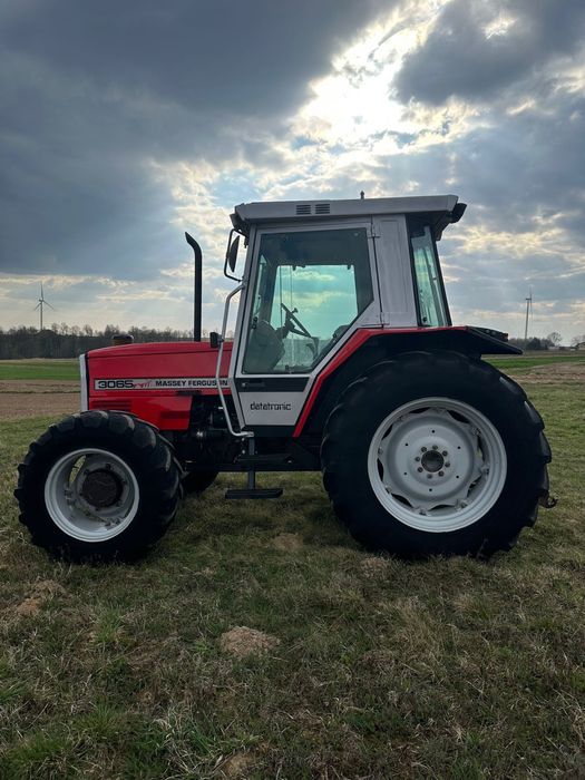 Massey Ferguson  3065