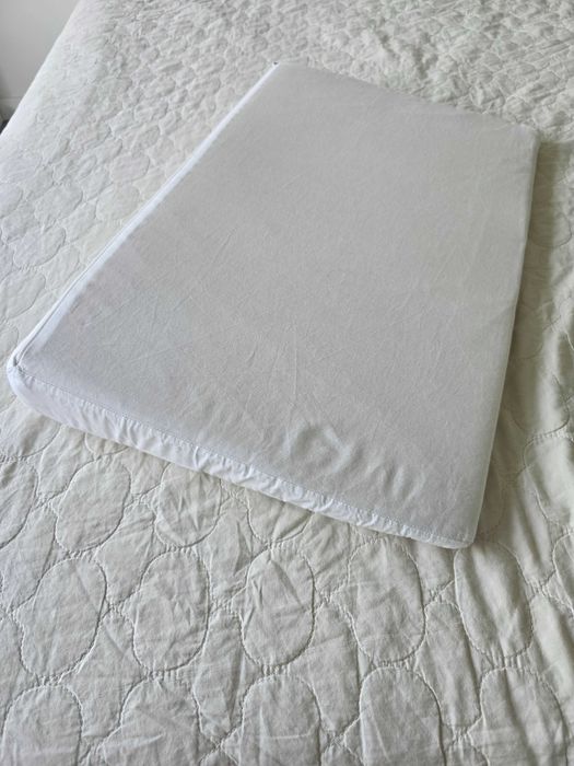 40€ Berço IKEA SUNDVIK Acompanha almofada anti refluxo - Viseu