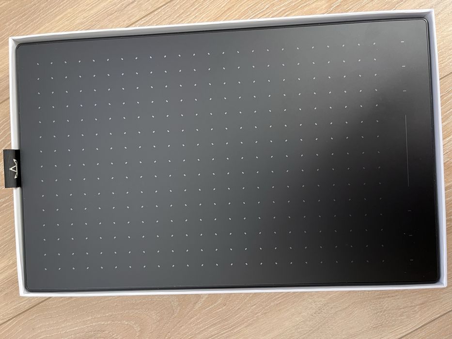 Графічний планшет Huion Inspiroy RTP-700+рукавиця