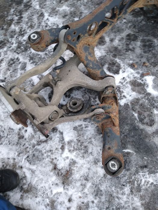 Zawieszenie tył audi a4 B8 komplet