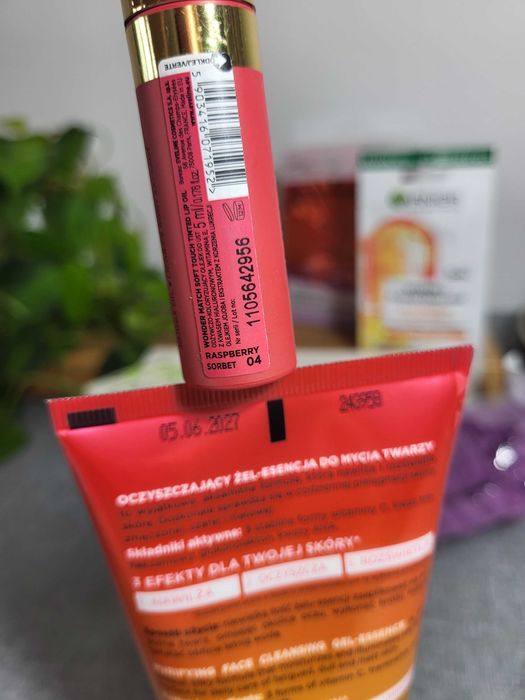 Zestaw kosmetyki nowe prezent dla niej NOWE akcesoria masksheet