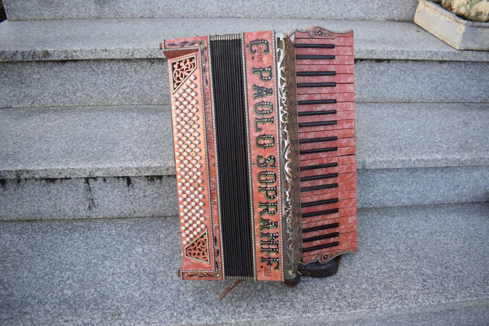 Acordeao Paolo Soprani